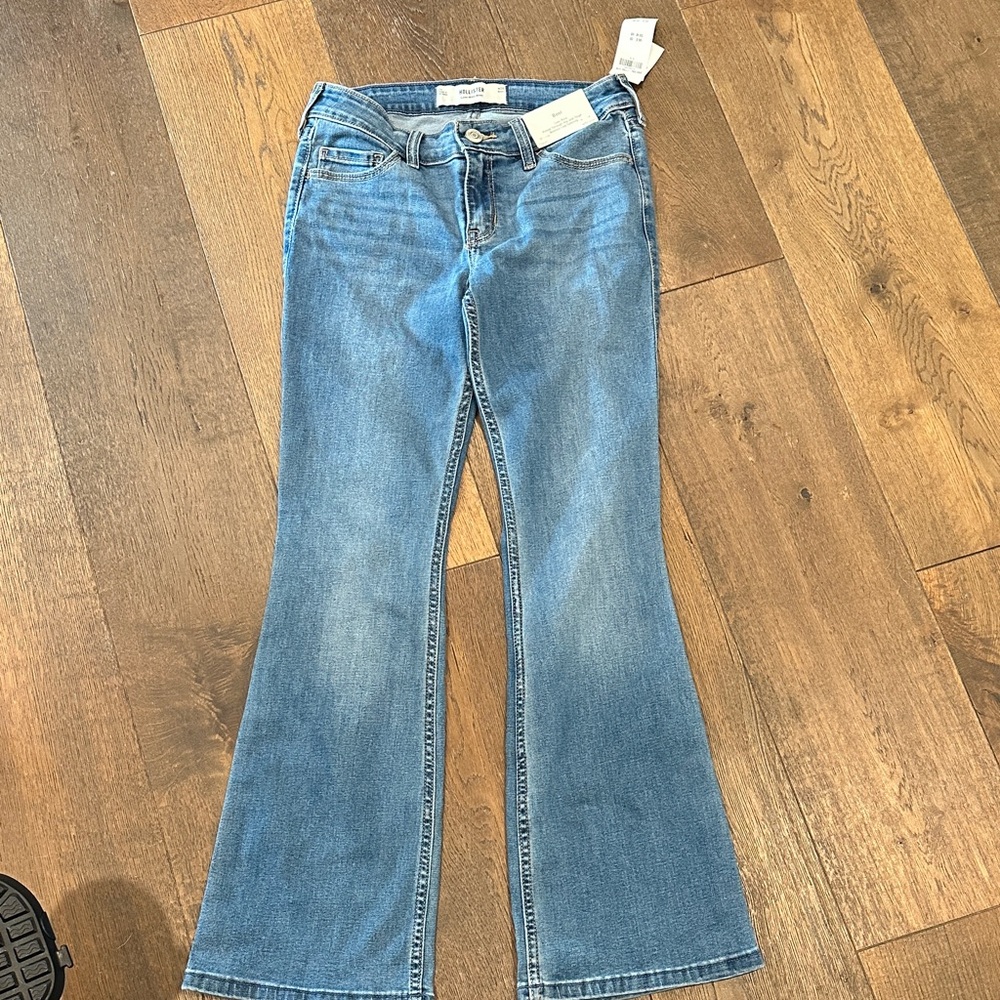 Hollister Light Blue Flare Jeans 26- short NWT